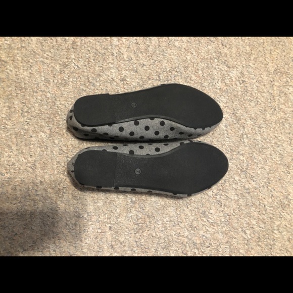 Flats - Picture 3 of 3